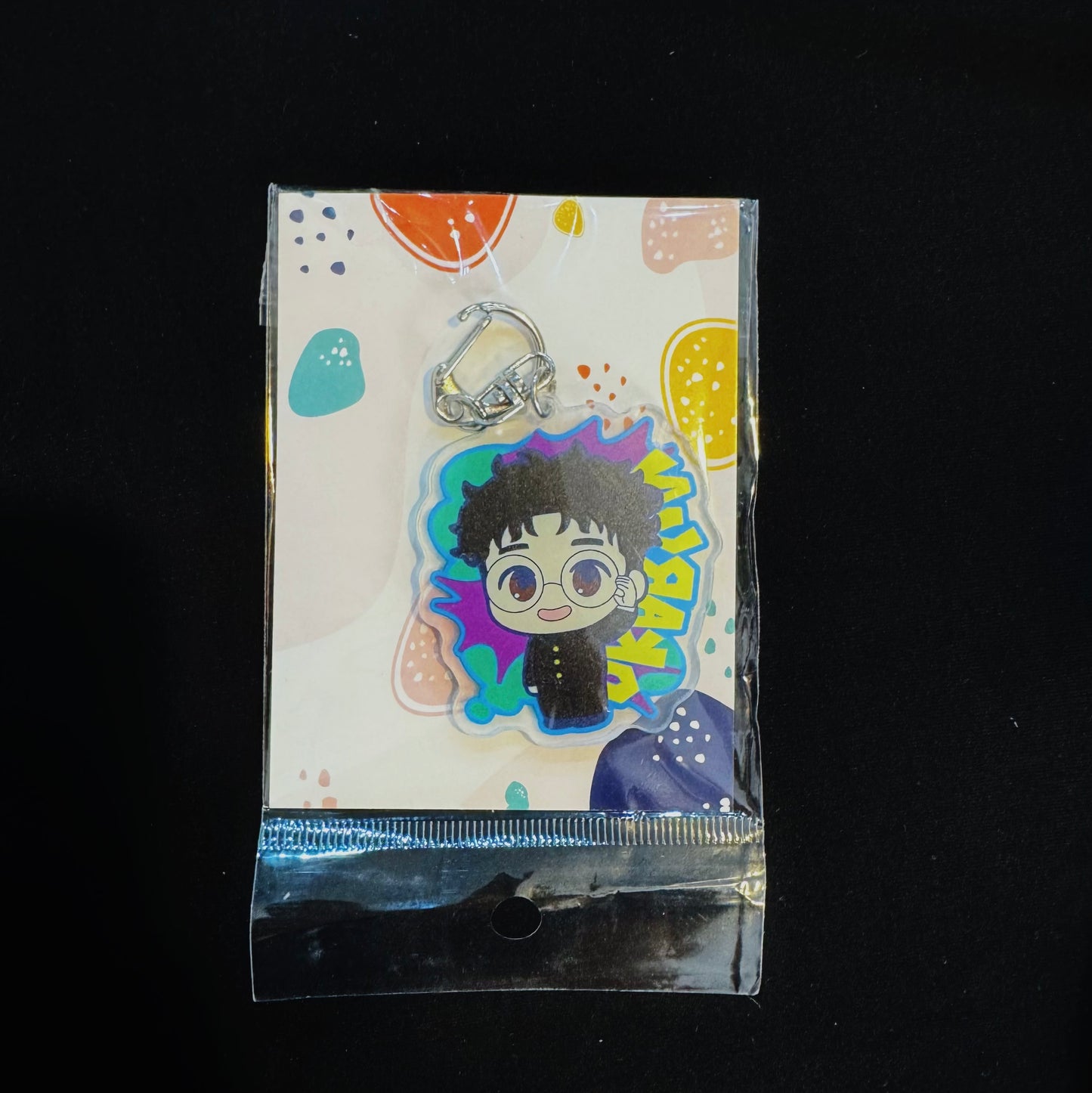 illustbyyui - Dan Da Dan - keychains - Ken Takakura with background