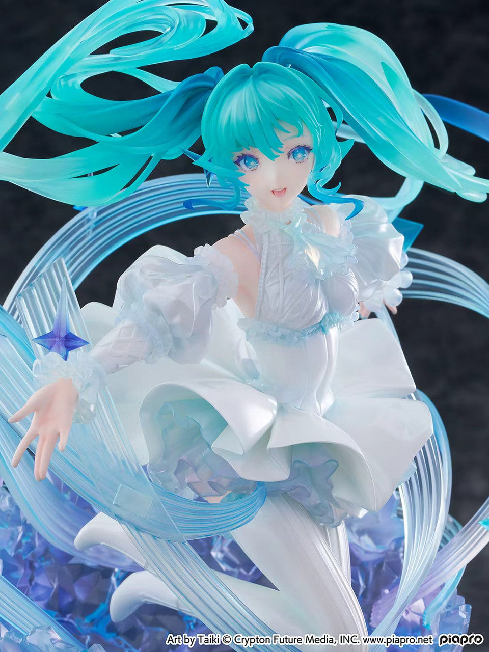 [Pre-Order] Shibuya Scramble Figure (SSF) & eStream - PVC - Hatsune Miku - Crystal Dress Ver.(Licensed)