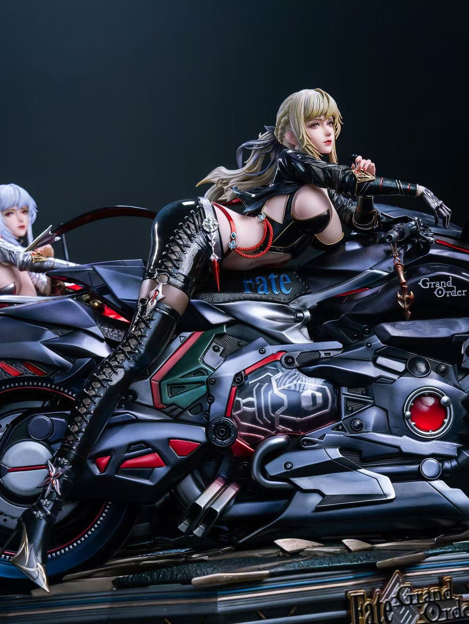 [Warehouse in Stock] DT Studio & UME Studio - Statue - Fate Series - Saber Alter Artria Pendragon Motorcycle