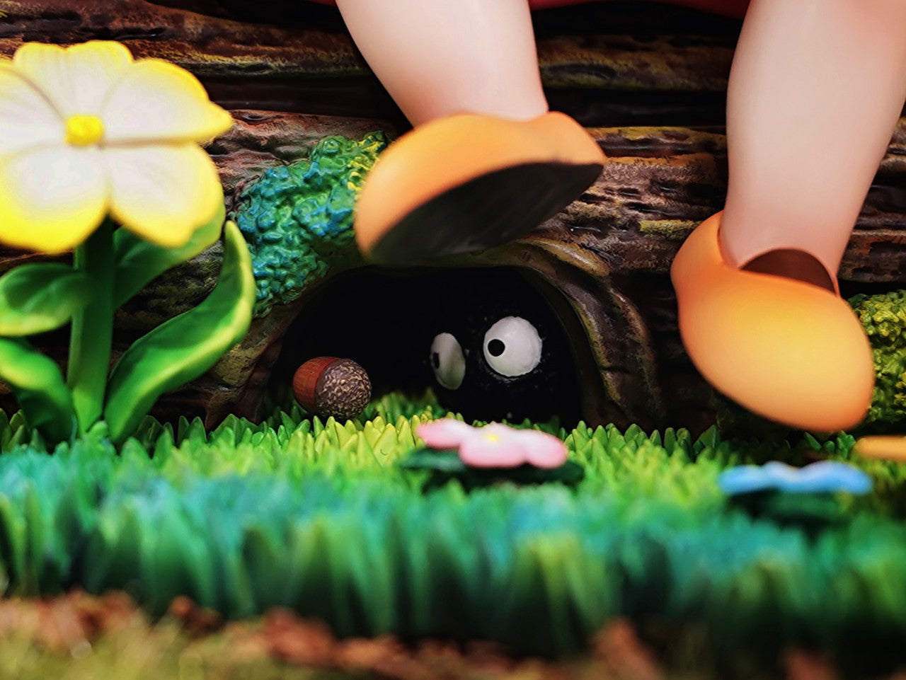 [Pre-Order] LongMiao Studio - Statue - My Neighbor Totoro - Hayao Miyazaki's Ecological Scene Mei Holding Corn