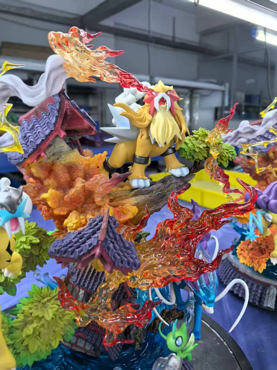 [Warehouse in Stock] 666 Studio - Statue - Pokémon Legendary Pokémon Entei & Raikou & Suicune with LED Emerald color