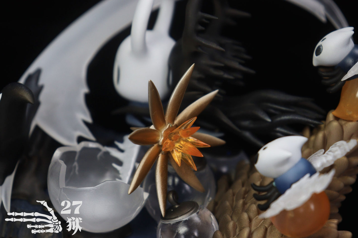 [Pre-Order Closed] 27abyss Studio - Statue - Hollow Knight - Godmaster Series 01 The Collector