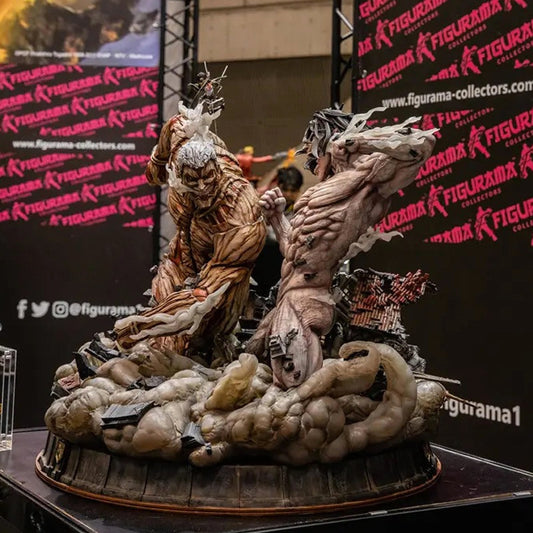 [Warehouse in Stock] Figurama Collectors - Statue - Attack on Titan Eren VS Armored Titan (Licensed)