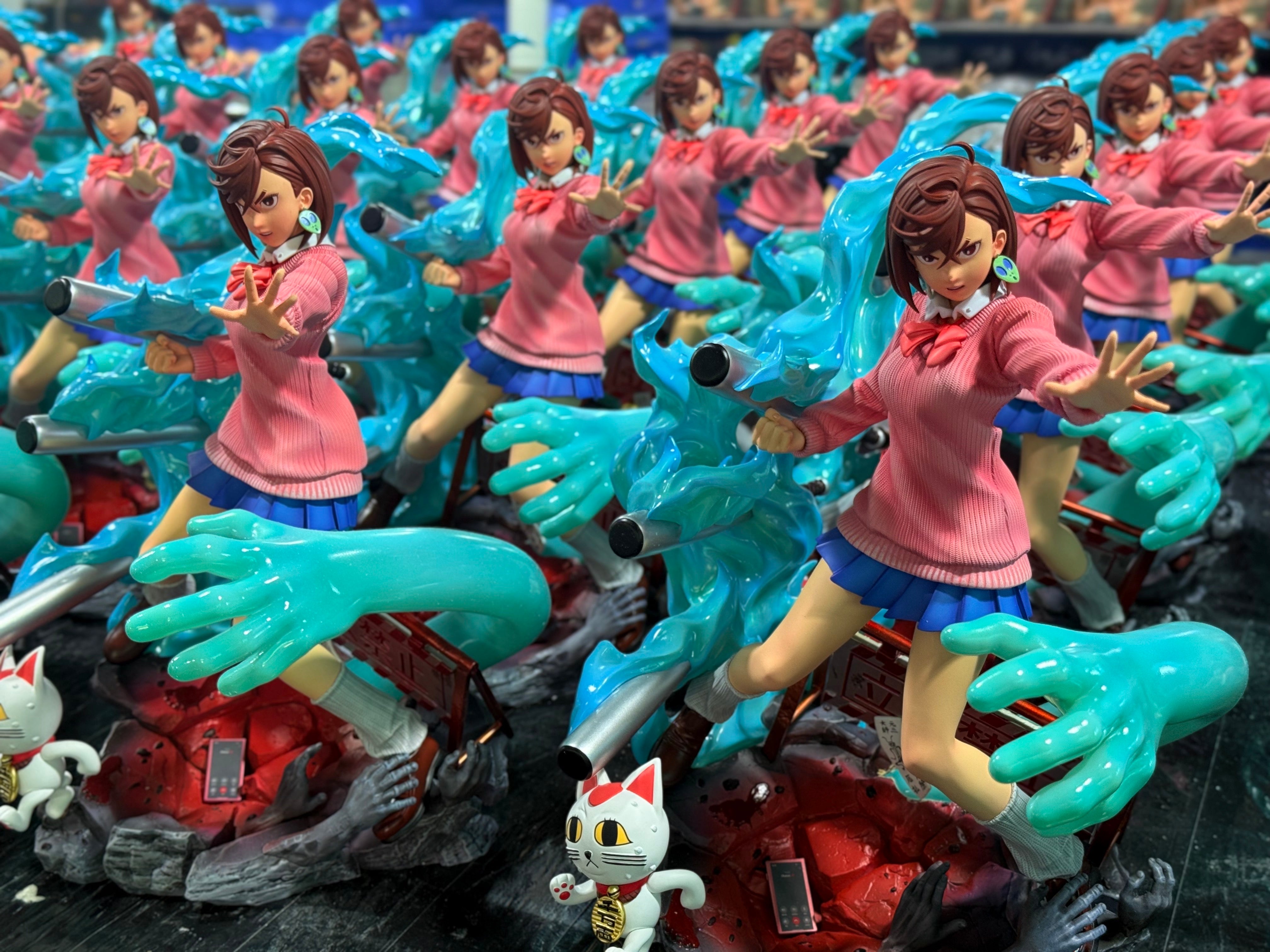 Warehouse in Stock] Mask Studio - Statue - Dan Da Dan - Momo